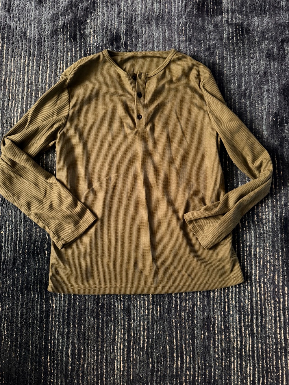 Men's Small NFINITY Olive Green Ribbed Henley Shirt